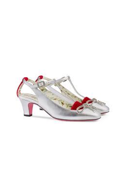 Fashion store clothing